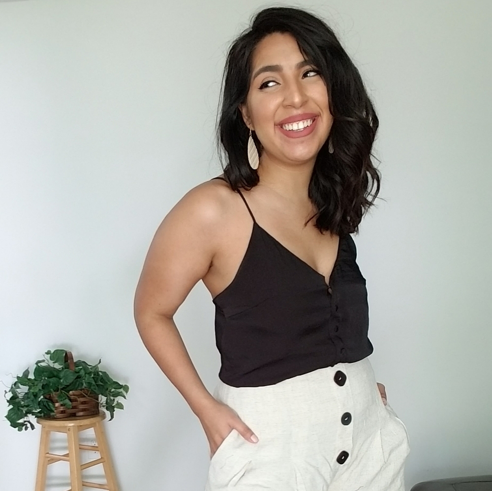 𝘽𝙊𝙂𝙊| FOREST DREAMS BLACK SILKY CAMI TOP - Picture 4 of 9